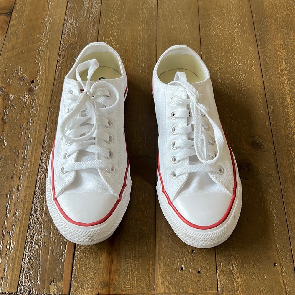Converse Women’s Chuck Taylor All Star